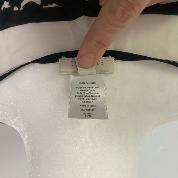 Talbots women's S/M botanical bold print semi sheer flowy pop over top LIKE NEW - Picture 6 of 6